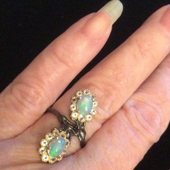 Exquisite Genuine Fiery Opal Ring - Picture 4 of 12